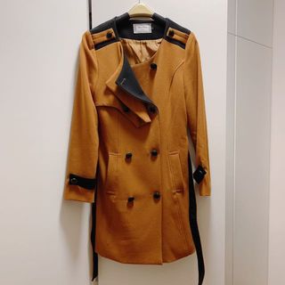 （分類：）位於 。 由 hello_sellsomething 提交（商品編號 203874424，圖片 1）。簡介： 。