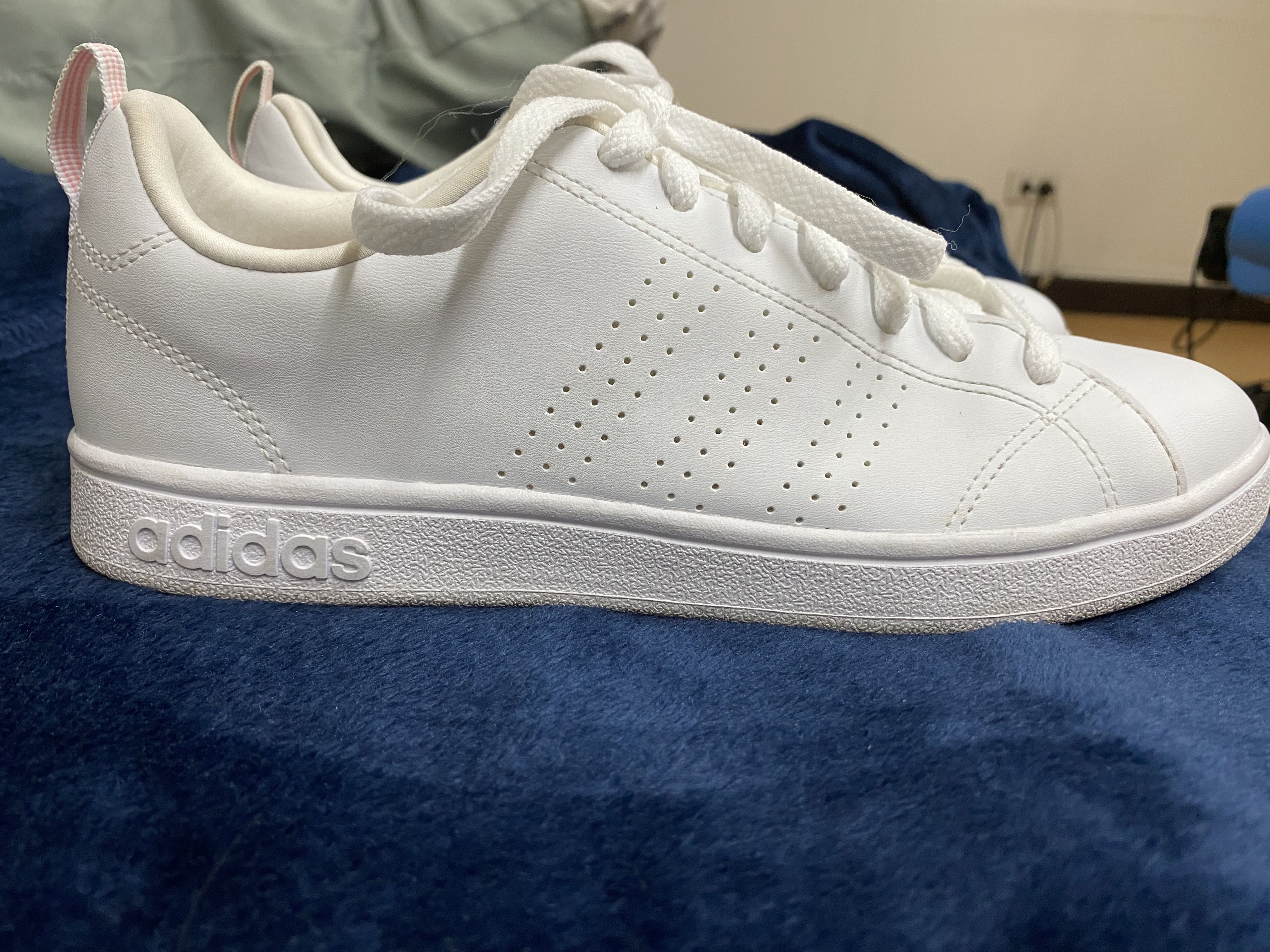 adidas women's advantage shoes