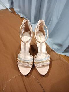 ALDO Diamante Heels - Size 38