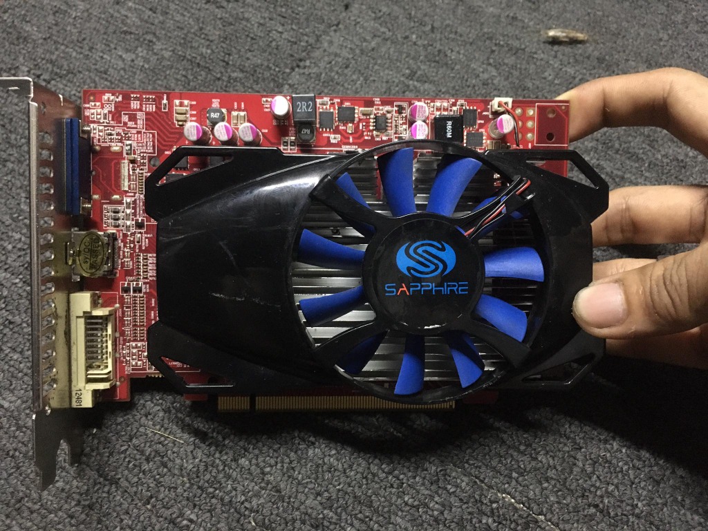 Amd radeon r7 350 series top