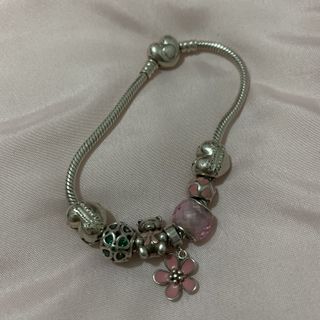 (Category: ) located in . Submitted by rendgs (Listing ID 1040055663, Image 1). Description: .