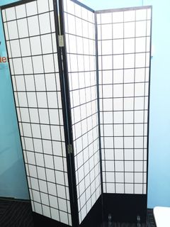 (Category: ) located in . Submitted by ariemk (Listing ID 1040085433, Image 1). Description: .