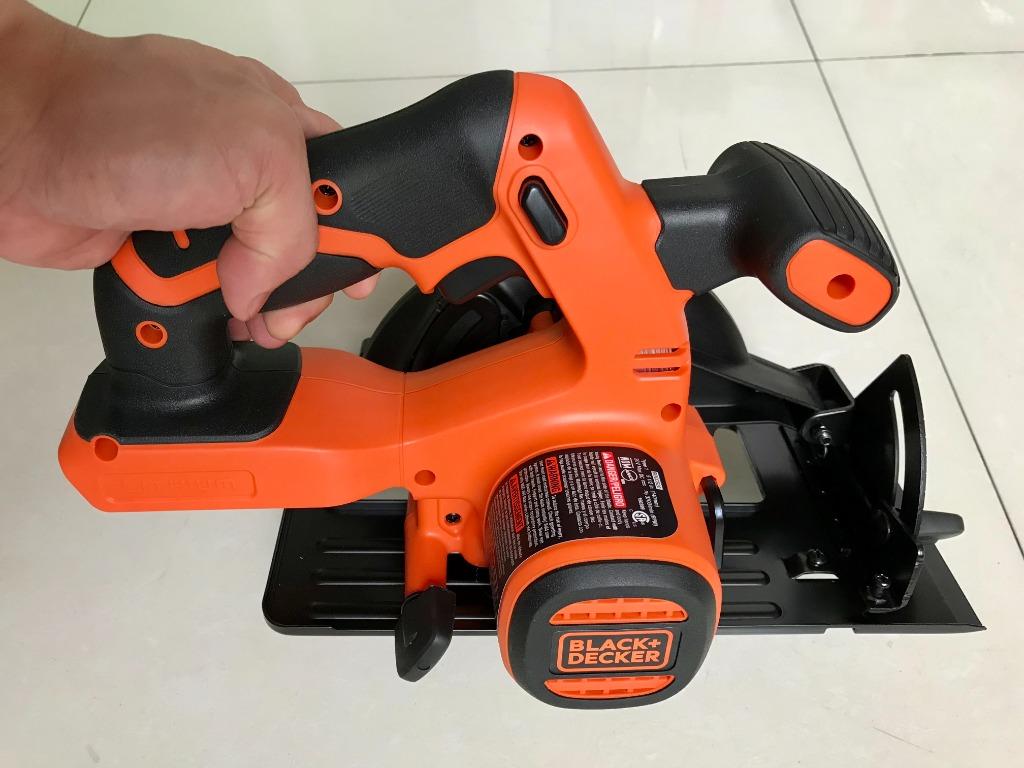 Cordless Black and Decker 20V MAX 51/2 in. Circular Saw (not Bosch