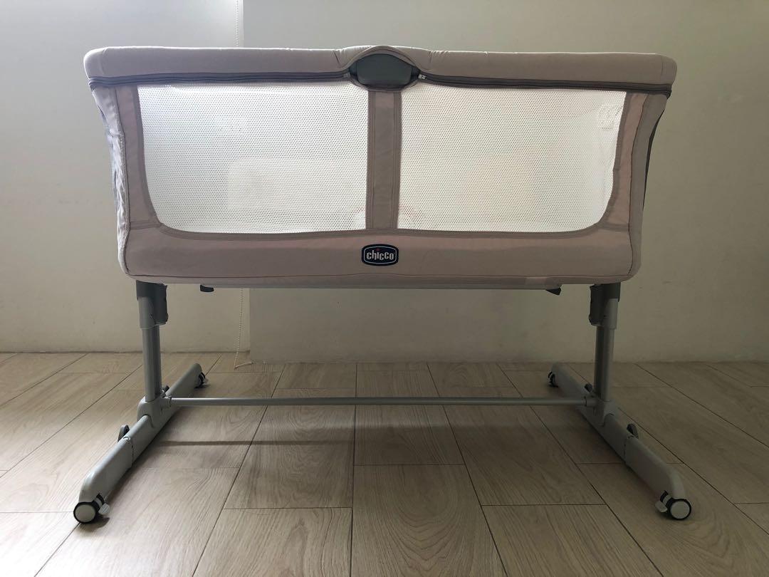 Chicco next2me dream side sleeping cheap crib