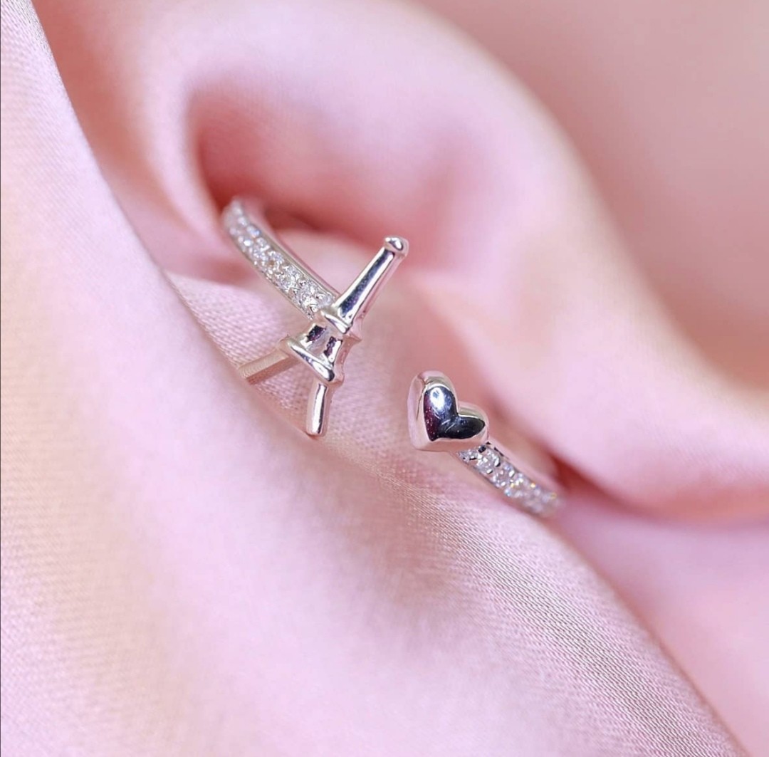 Eiffel Tower Diamond Ring, Women's Fashion, Jewelry & Organizers, Rings on Carousell