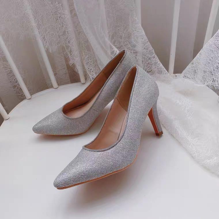 silver shoes