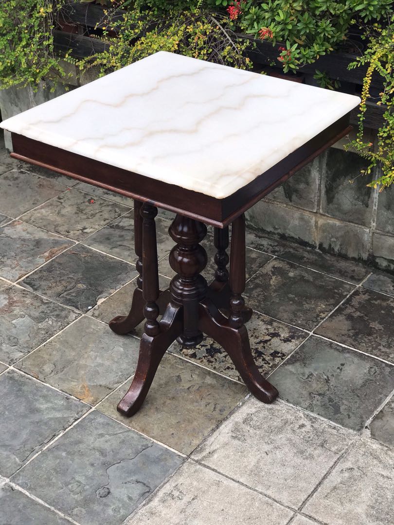 Kopitiam online marble table