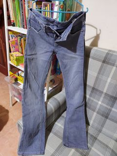 (Category: ) located in . Submitted by easy.closet (Listing ID 1040018153, Image 1). Description: .