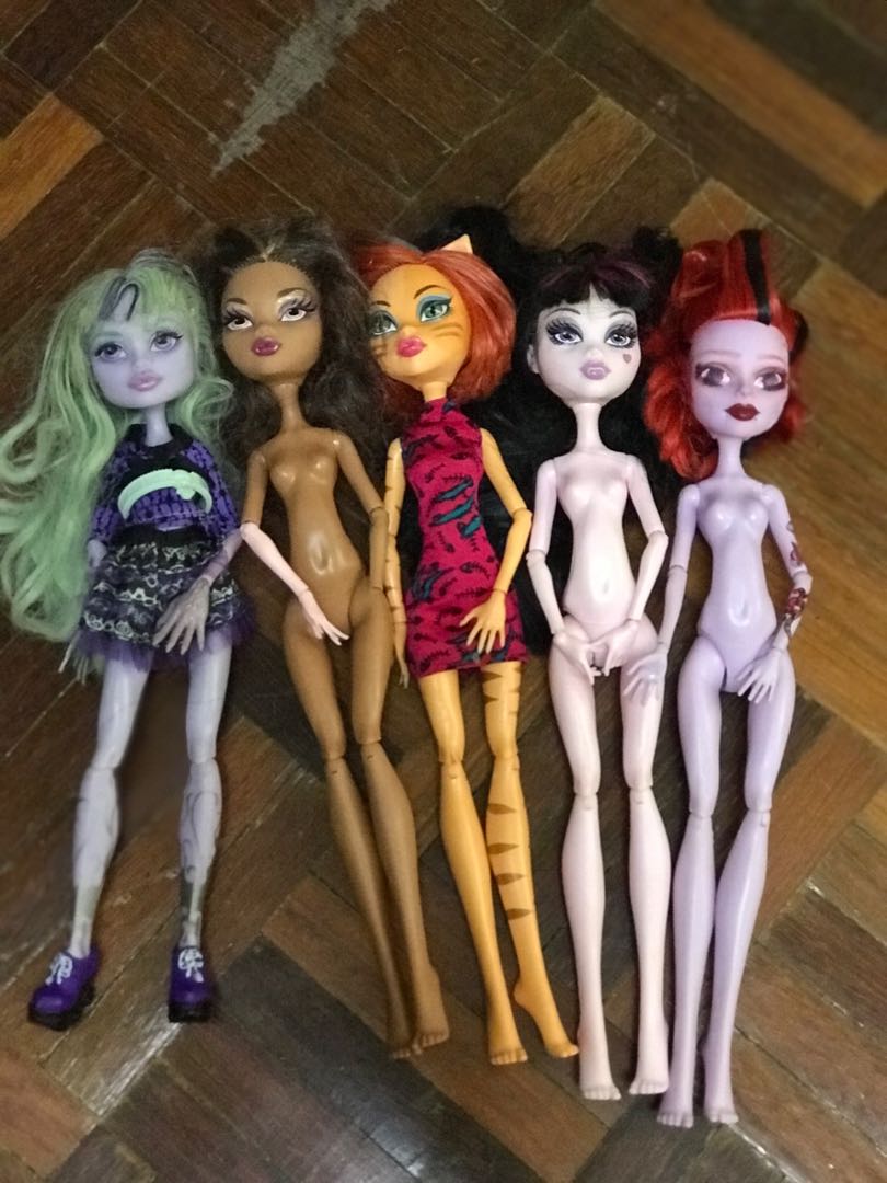 where to get monster high dolls
