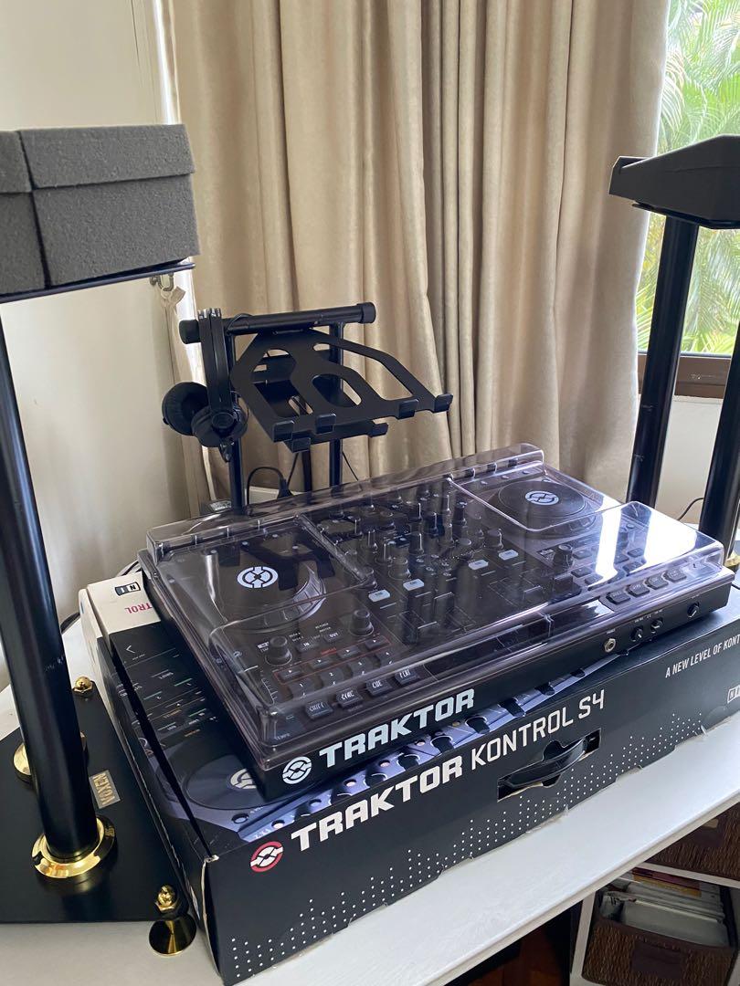 DJ Turntable Traktor Kontrol S4 MK1, Hobbies & Toys, Music & Media, Music Accessories on Carousell