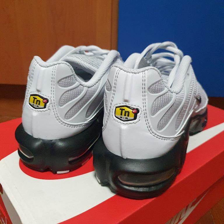 White nike tuned 1 deals