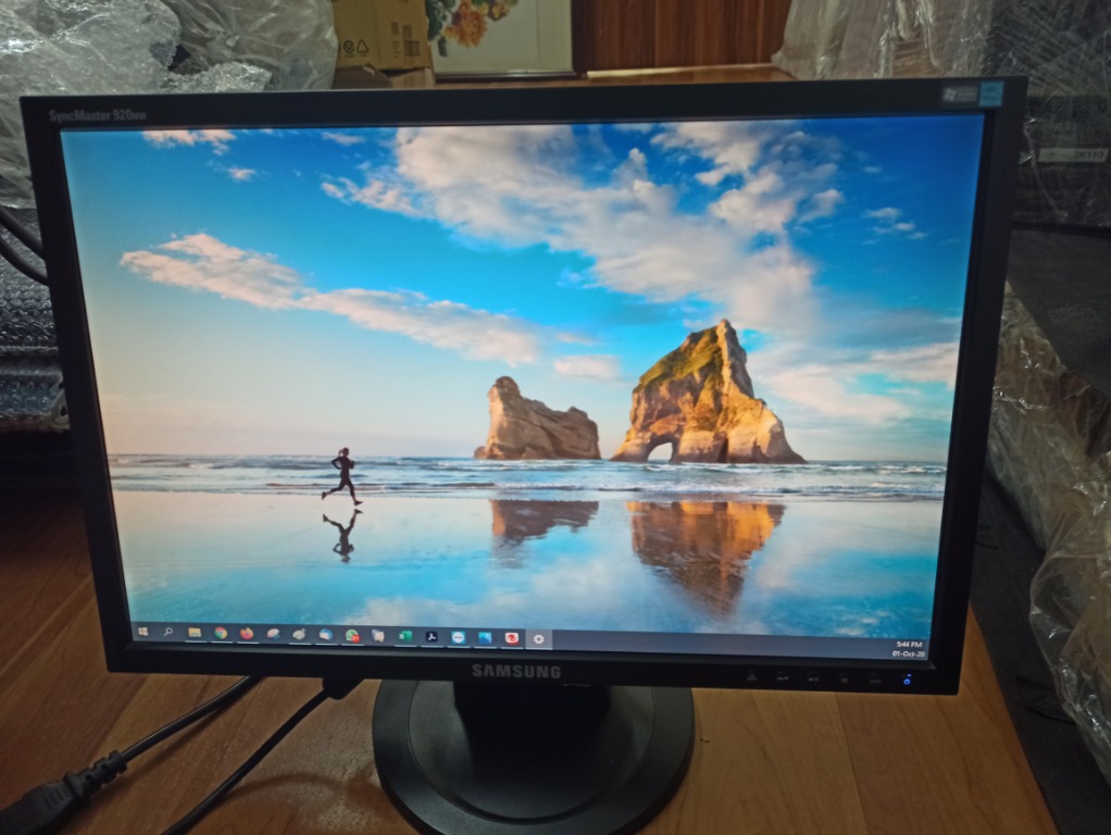 samsung syncmaster 920nw 19 widescreen lcd computer display vga black