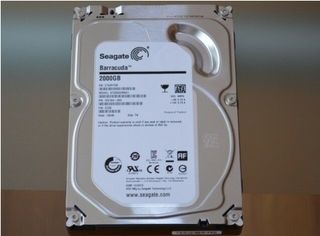 Seagate Barracuda 2TB 2000GB , 3.5"  SATA Hard Drive64084565271171110