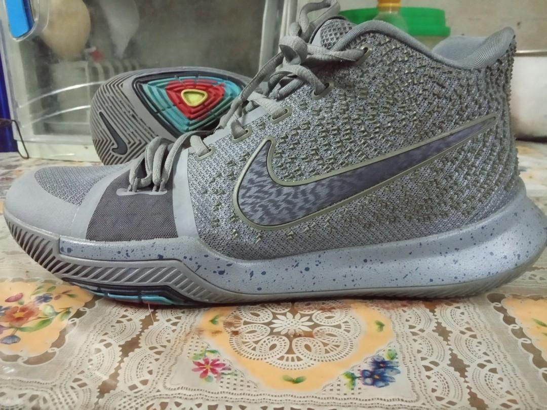 Kyrie 3 gray store