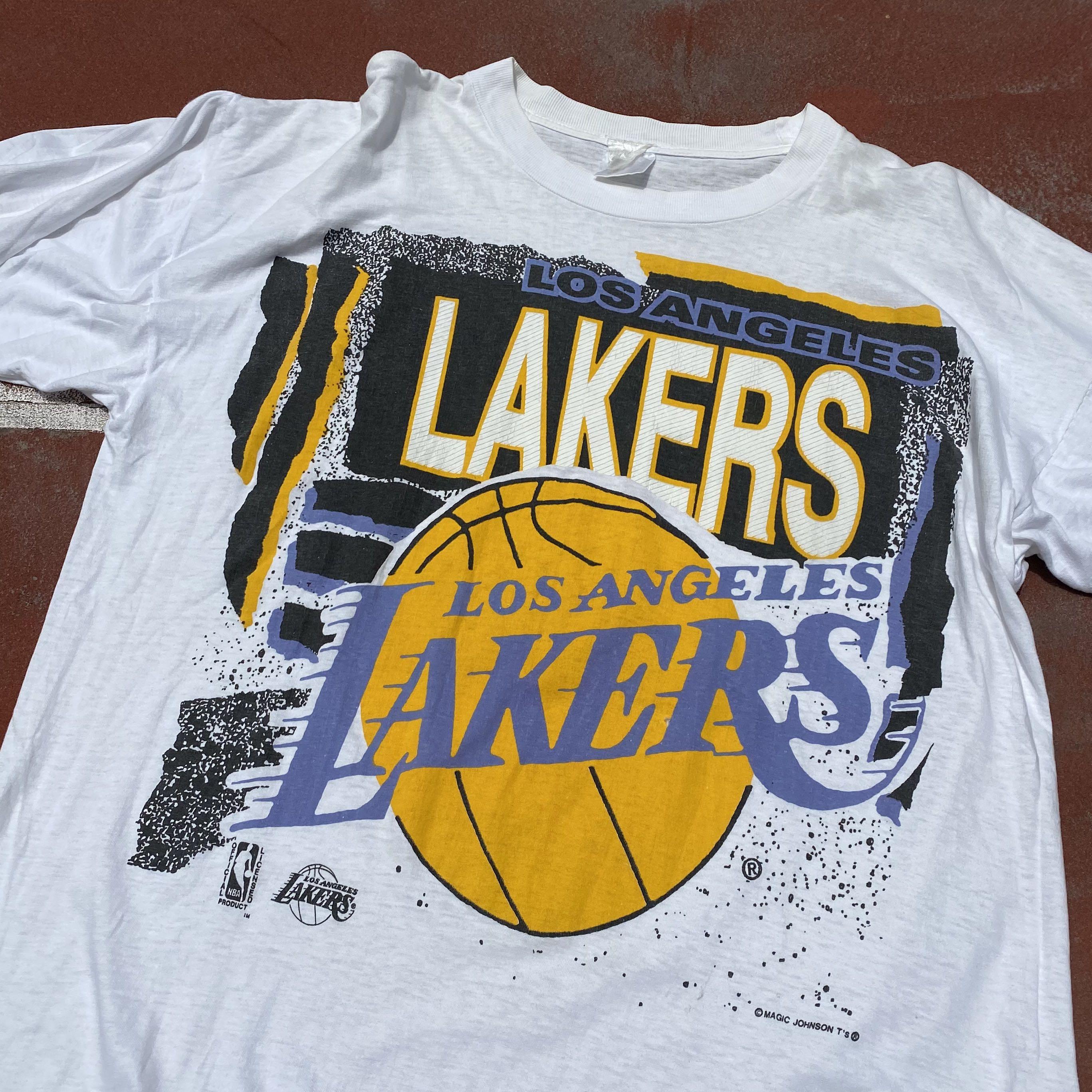 Vintage Lakers tee, Men's Fashion, Tops & Sets, Tshirts & Polo Shirts on  Carousell