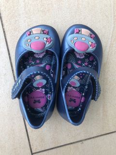 (Category: ) located in . Submitted by jyoti1222 (Listing ID 1039939786, Image 1). Description: .