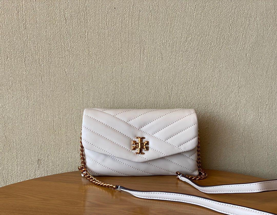 Authentic Tory Burch Kira Chevron Wallet On Chain WOC Bag White, Luxury,  Bags & Wallets on Carousell