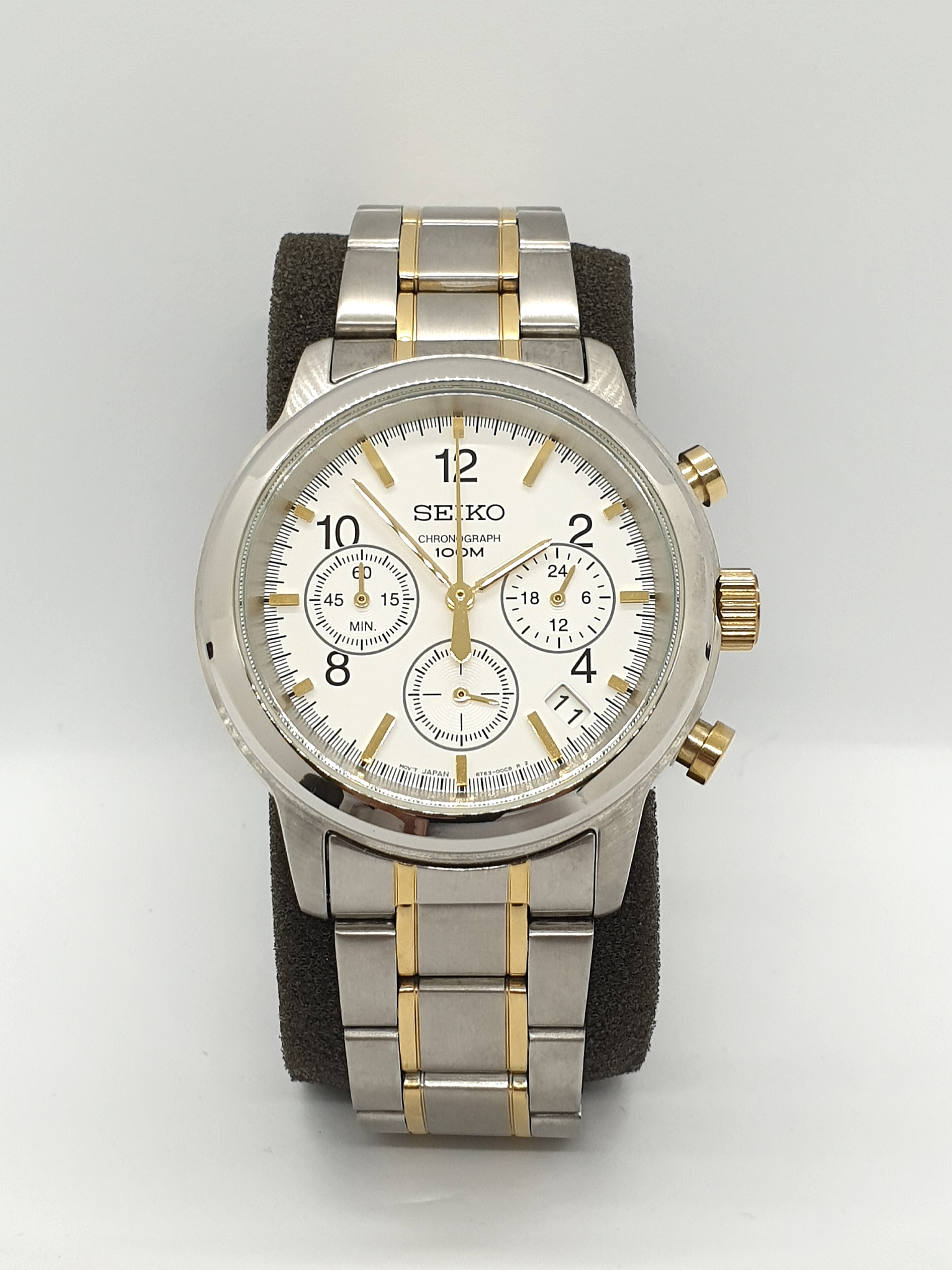 Seiko chronograph 100m on sale gold