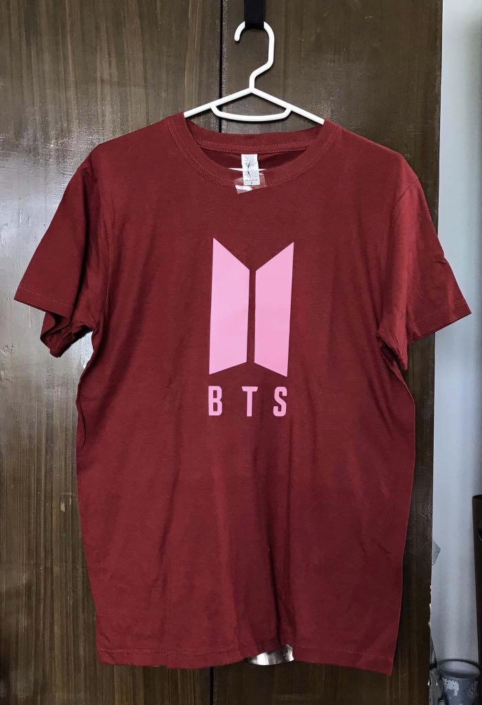 BTS Big Logo K-Pop Shirt, Hobbies & Toys, Memorabilia