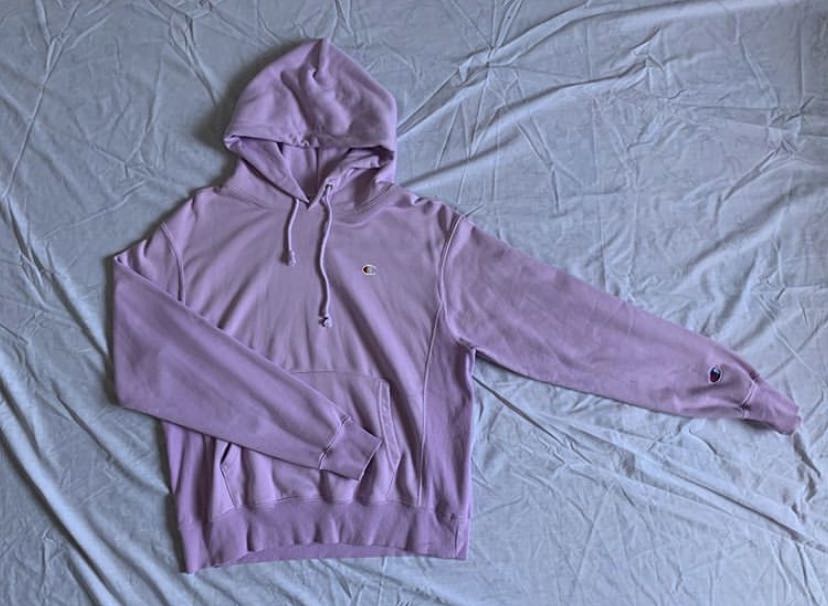 Champion basic logo hoodie lavender, Women's Fashion, Coats, Jackets ...