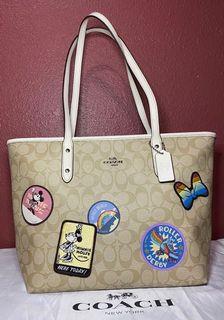 COACH MINNIE MOUSE PATCH ZIP TOTE