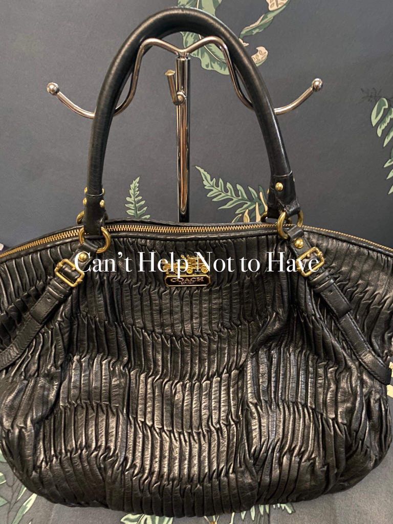 Coach bag greenbelt makati clearance