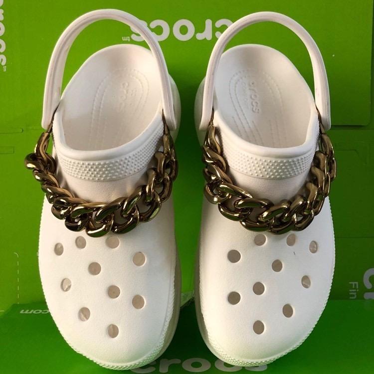chunky heel crocs
