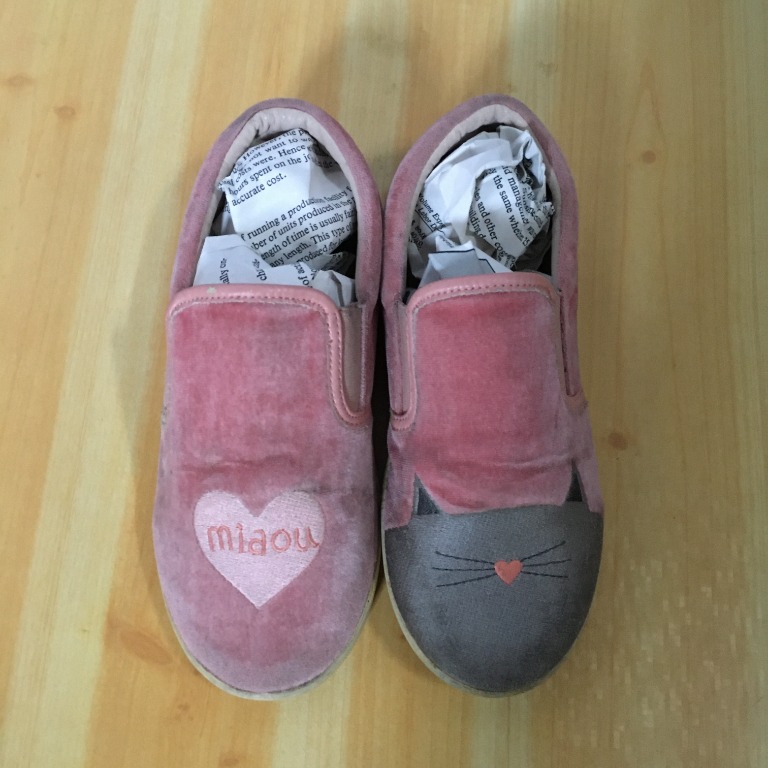 pink brand shoes