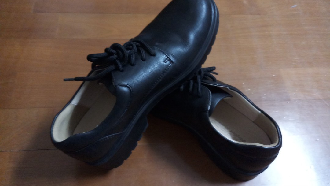 Dr. Kong school shoes 90% new, 女裝, 女 