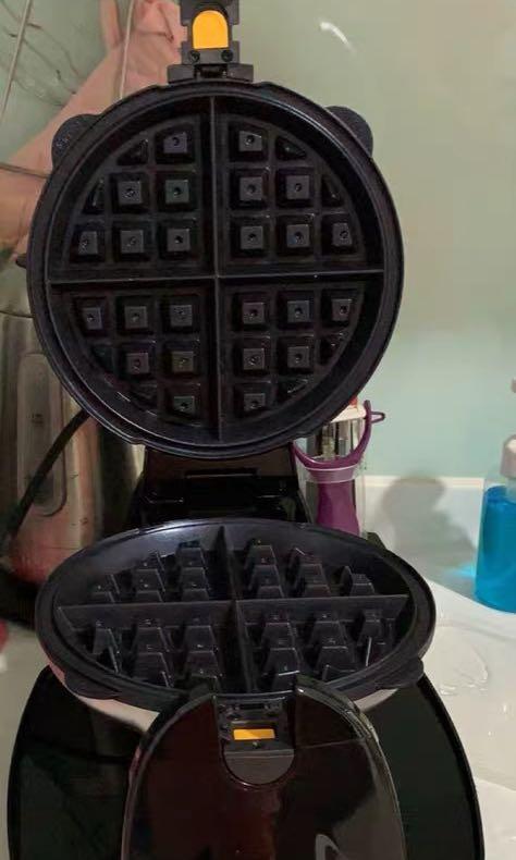 hamilton beach mess free waffle maker