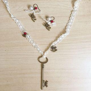 Korean 🧸🕊🎠handmade necklace & earrings set