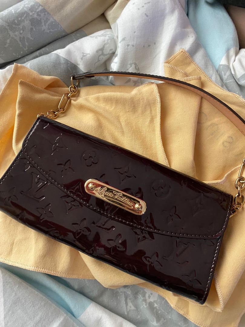 Louis Vuitton Amarante Monogram Vernis Sunset Boulevard Bag, Luxury, Bags &  Wallets on Carousell