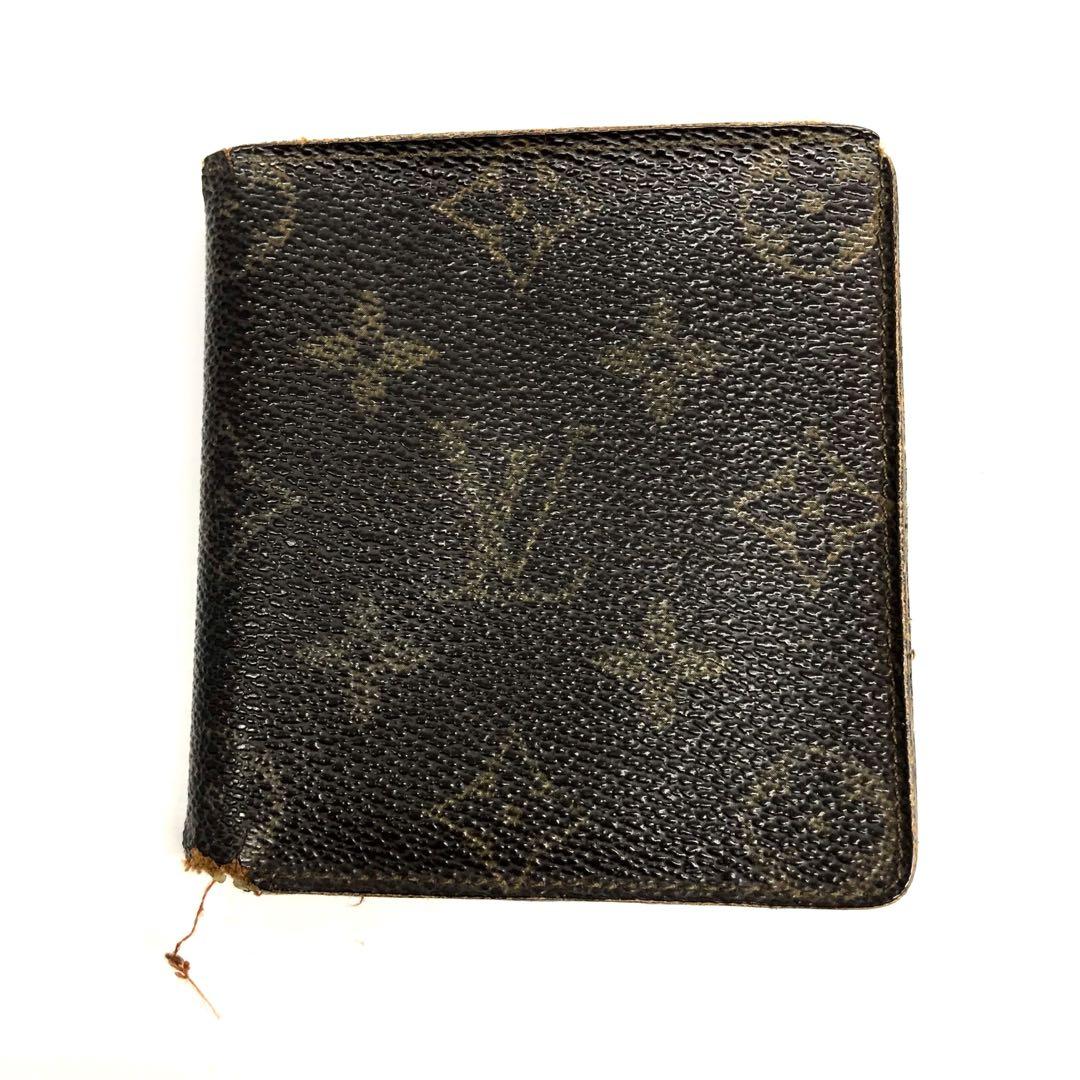 Louis Vuitton Zoe Wallet, Luxury, Bags & Wallets on Carousell