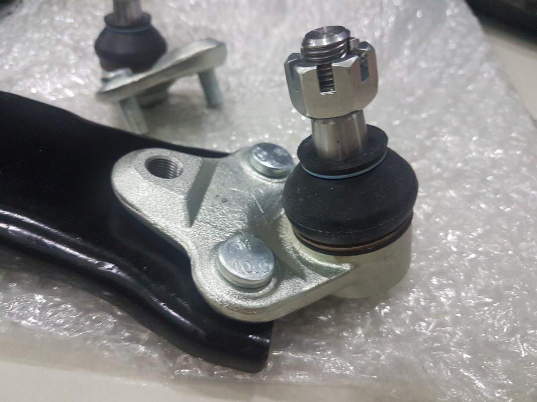 Lower arm ball joint, Auto Accessories on Carousell