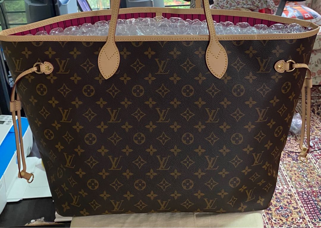 Louis Vuitton LV catogram neverfull authentic cat, Luxury, Bags & Wallets  on Carousell