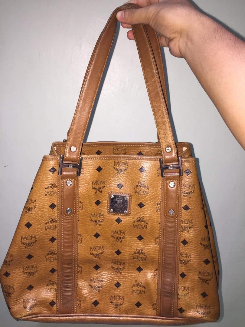 Cognac online bucket bag