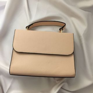 (Kategori: ) berada di . Dikirim oleh dorepl (ID iklan 1040281028, Gambar 1). Deskripsi: .