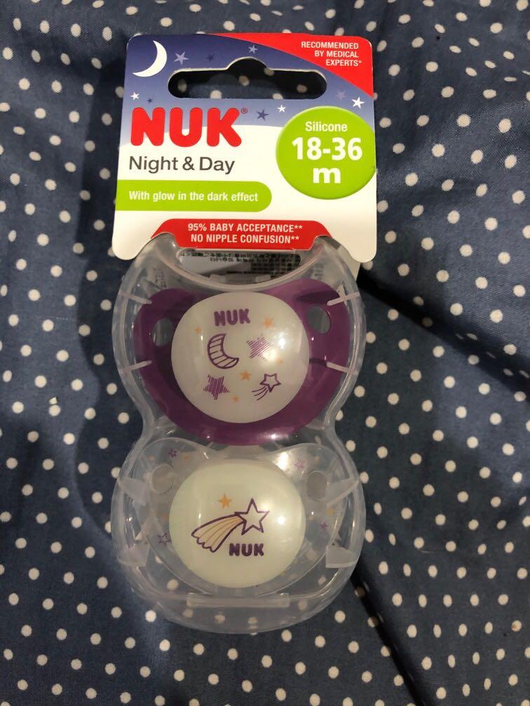 nuk glow in the dark soother