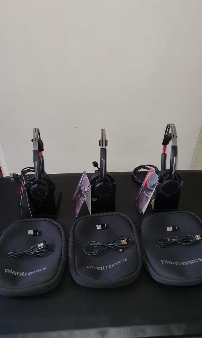 Plantronics Voyager Focus (Category: Headphones & Headsets) located in Quezon City. Submitted by versa_electronics (Listing ID 1040126105, Image 1). Description: Plantronics Voyager Focus UC Complete set (Headset, USB Dongle, Dock, Soft case & USB cable) New - Shop display units from US (w/o box) 100% working free same day delivery within NCR & Rizal areas COD via LBC for Provinces can be arranged.