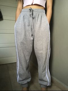 (Category: ) located in . Submitted by cuteclotheshaven (Listing ID 1040220880, Image 1). Description: .