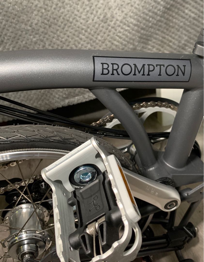 Brompton on sale graphite grey