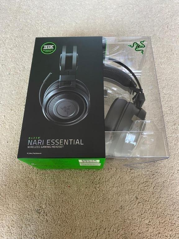 Razer Nari Essential Wireless Gaming Headset for PC, PS4 Black