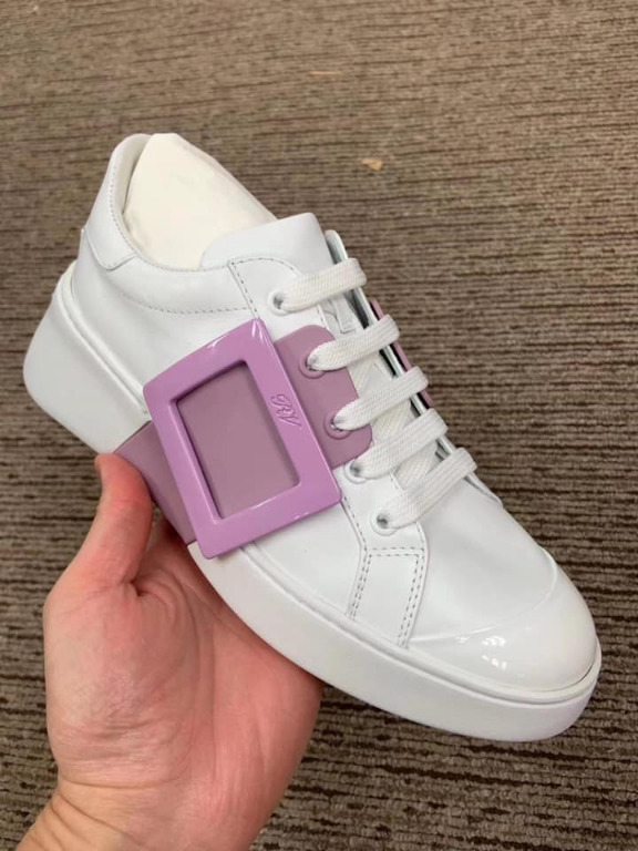 Roger Vivier RV sneakers 波鞋休閑鞋超級靚粉紅色!快手! size 36 Roger Vivier RV sneakers 波鞋休閑鞋超級靚粉紅色!快手! size 36