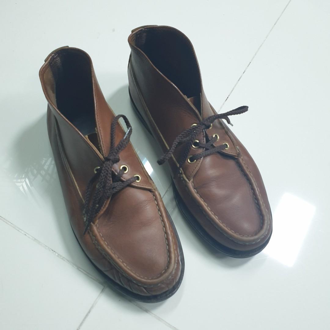 russell moccasin chukka