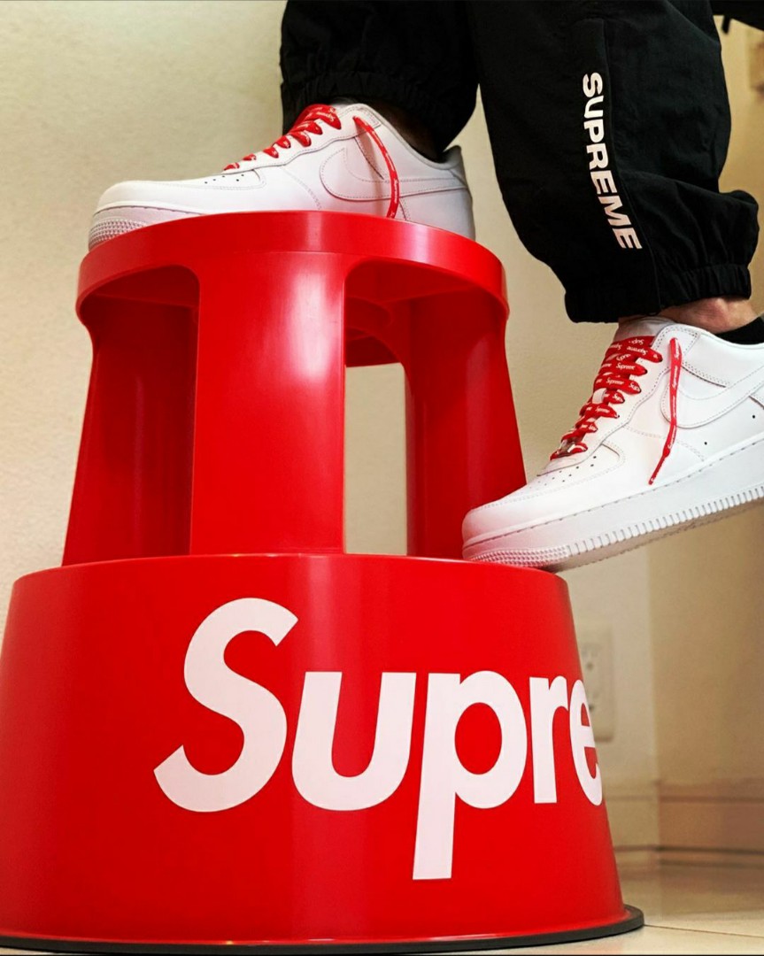 Supreme Wedo Step Stool, Men's Fashion, Watches & Accessories