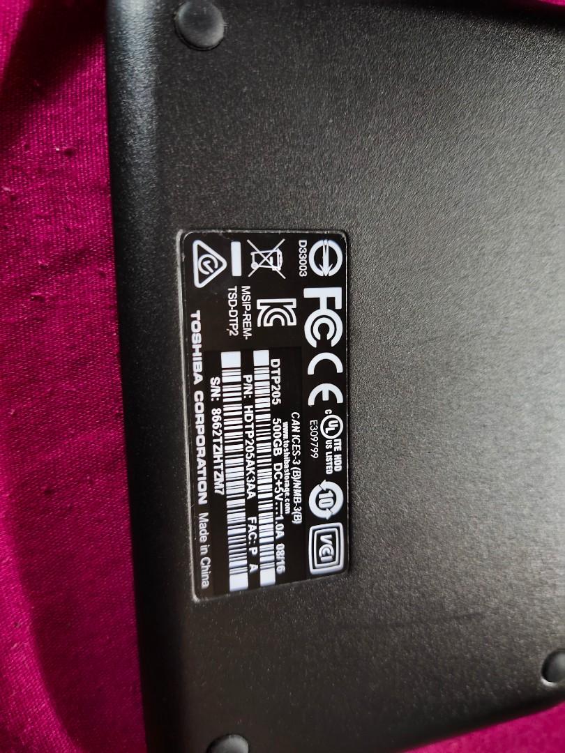 Toshiba 500 GB External Hardrive (Category: Hard Disks & Thumbdrives) located in Quezon City. Submitted by mitchabrio (Listing ID 1040250235, Image 2). Description: Light scratches on the cover Works perfectly.