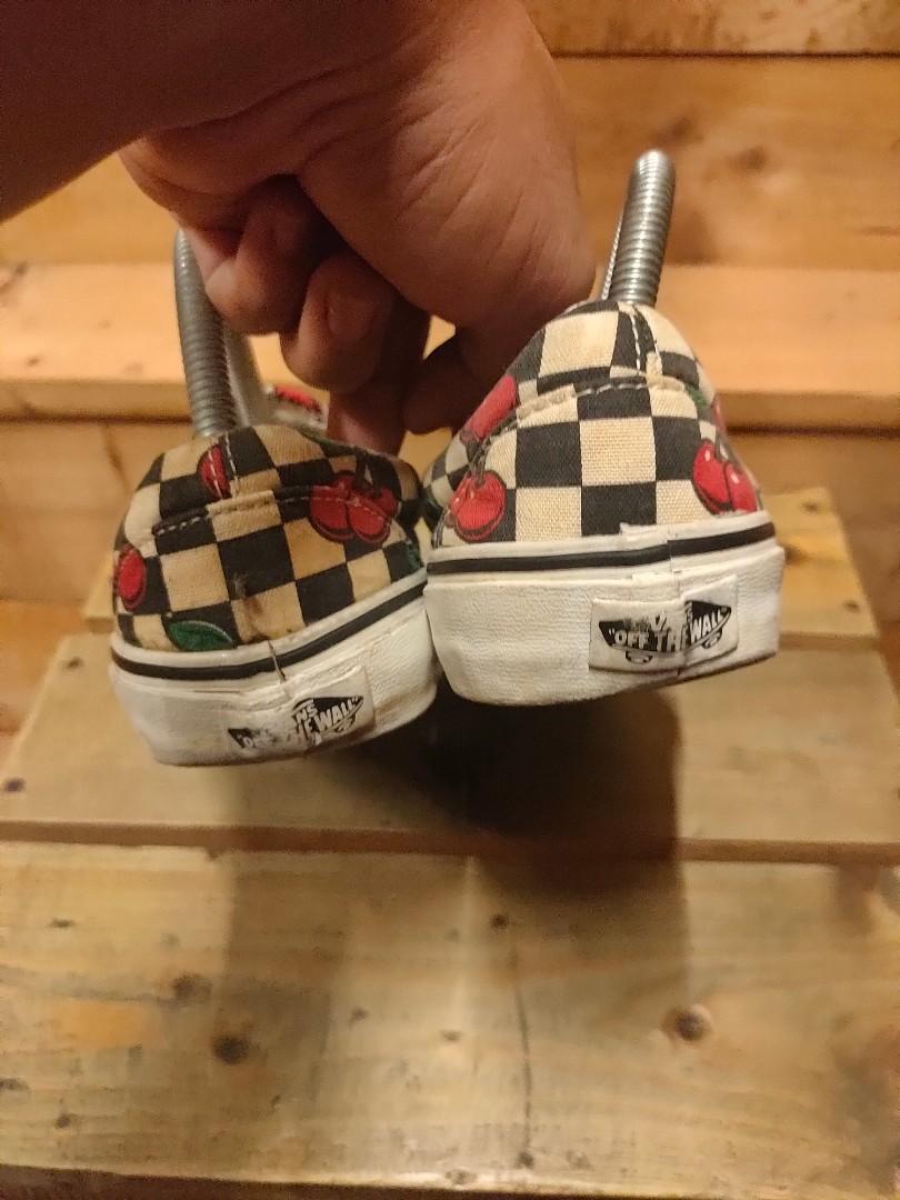 Cherry deals bomb vans
