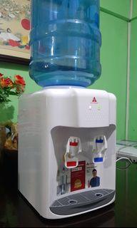 Water Dispenser hot and cild(Table top)HTTWD-200/600
