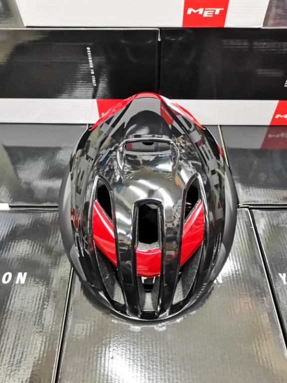 Met rivale sale black red