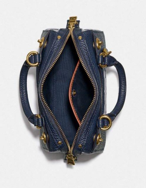 Coach lark bag 19 sales